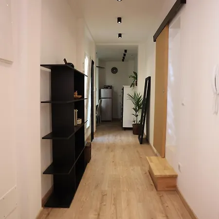 Urban Corner House * Bologna