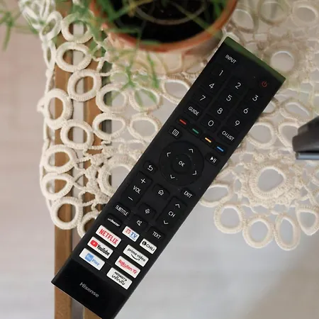 Urban Corner House *