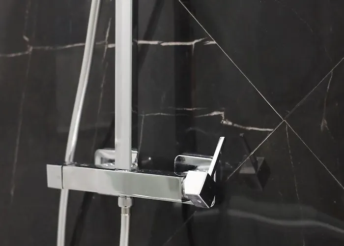 Urban Corner House بولونيا