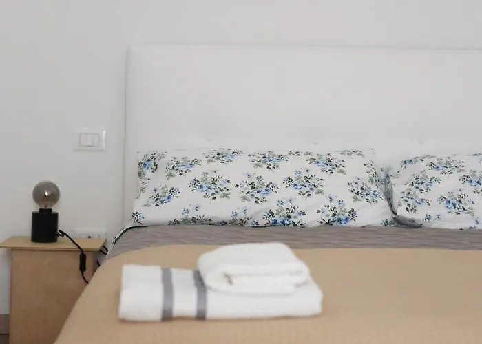 Urban Corner House شقة بولونيا