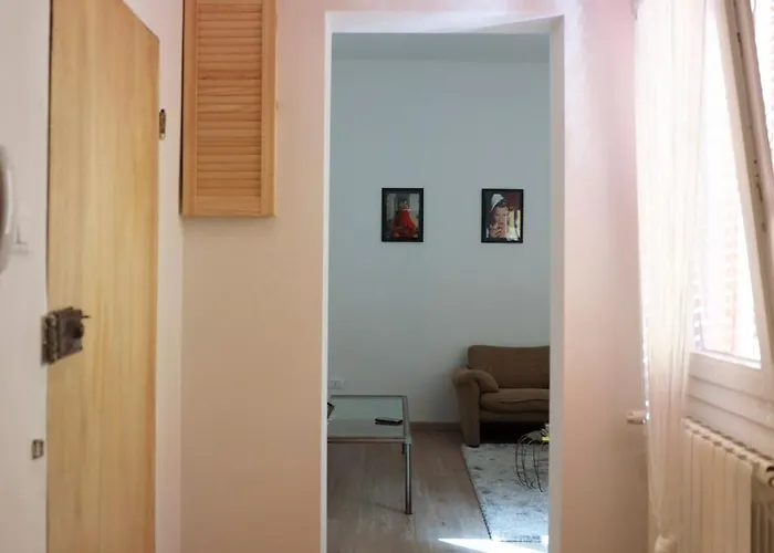 Urban Corner House بولونيا