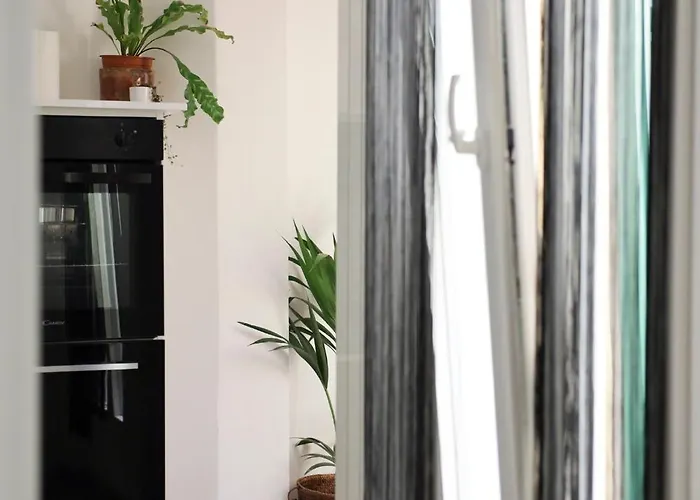 Urban Corner House * بولونيا