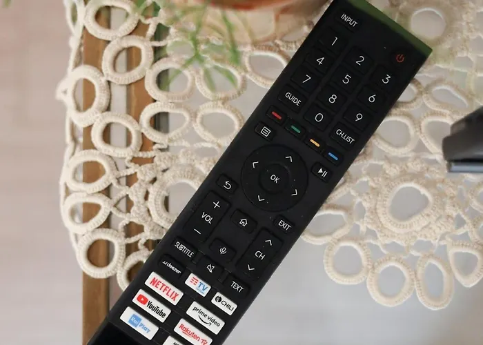 Urban Corner House *